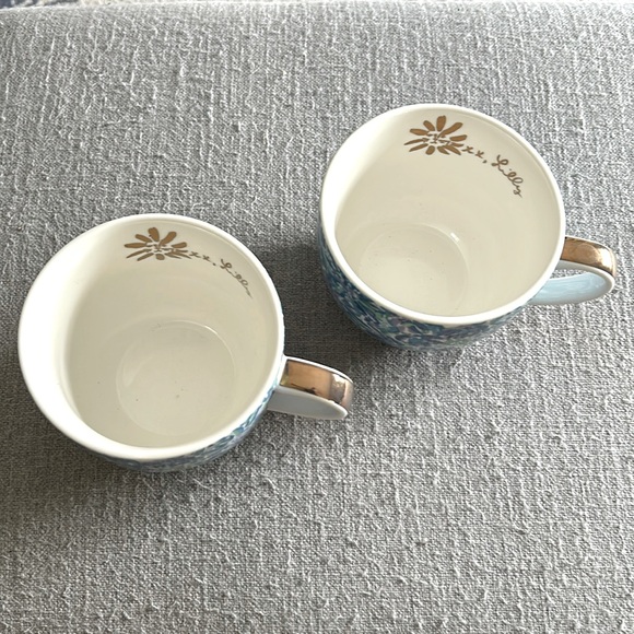 LILLY PULITZER Blue Floral - Gold Handle - Mug Cup Coffee/Tea Collector - Picture 2 of 6